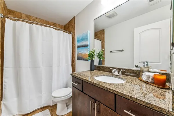 $260,000 | 530 West 10th Street, Unit 530, Kansas City, MO 64105