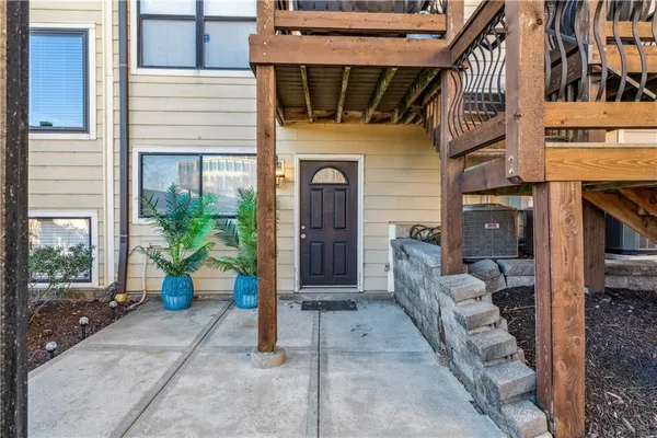 $260,000 | 530 West 10th Street, Unit 530, Kansas City, MO 64105