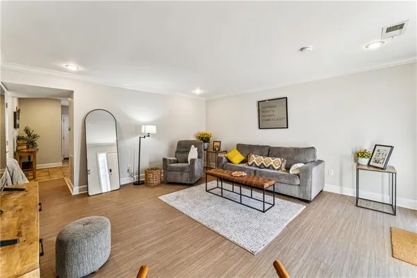 $260,000 | 530 West 10th Street, Unit 530, Kansas City, MO 64105