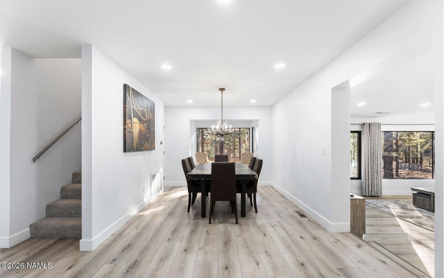 5055 Townsend-Winona Road Flagstaff, AZ 86004 - Photo 12 of 33 Formal Dining