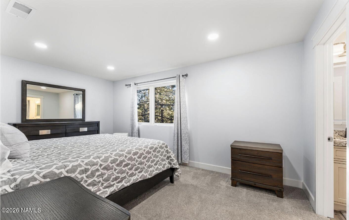 5055 Townsend-Winona Road Flagstaff, AZ 86004 - Photo 16 of 33 2nd Bedroom