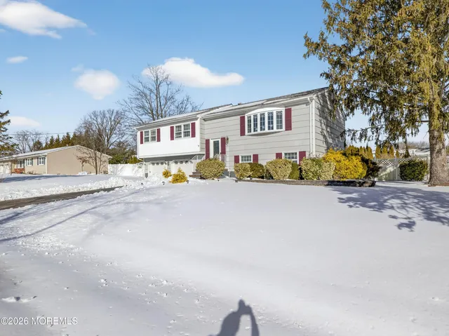 $729,000 | 417 Crestview Terrace, Brick, NJ 08723