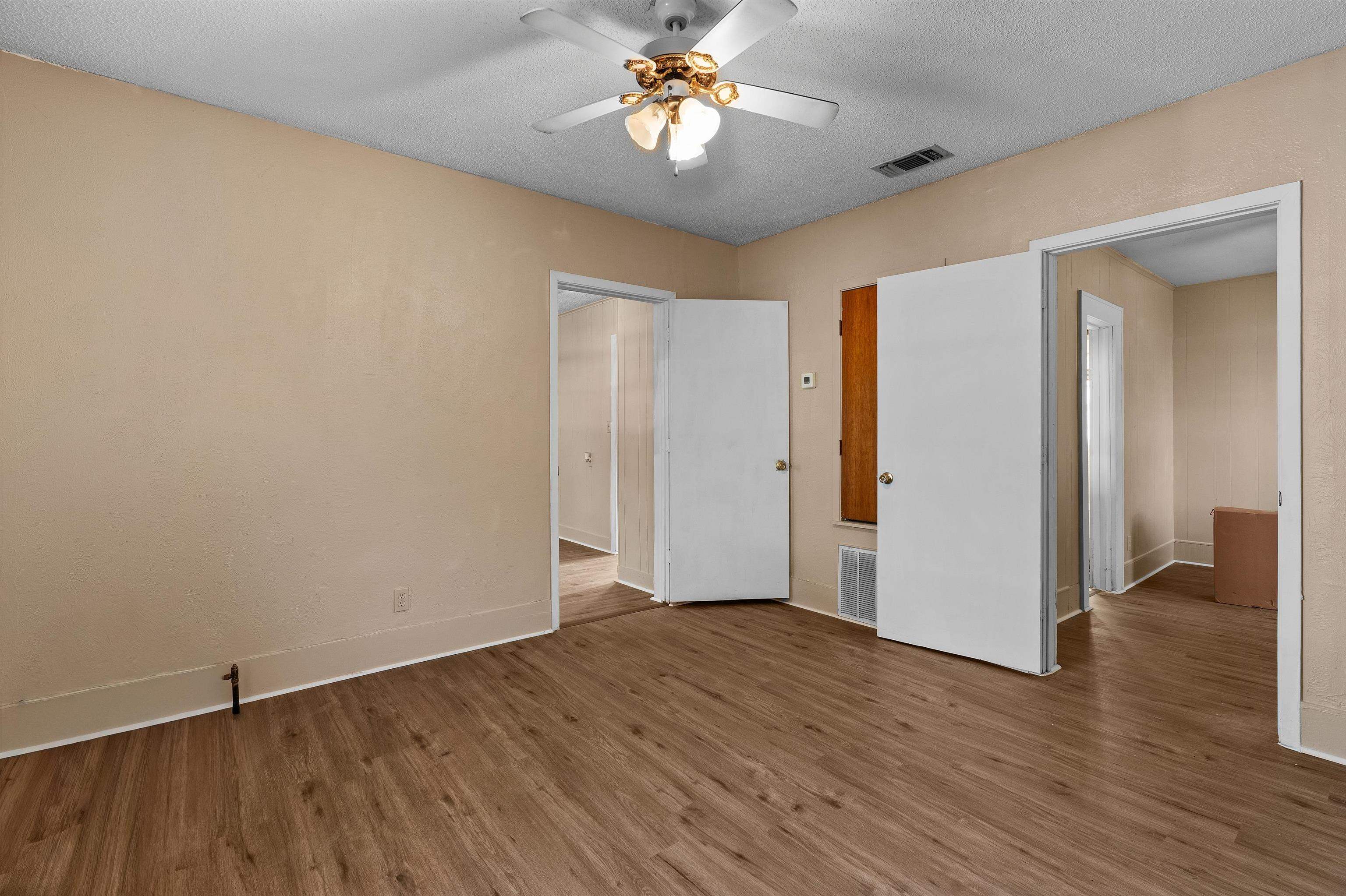 802 Key Street Marshall, TX 75670 - Photo 5 of 17 Gallery Image 5