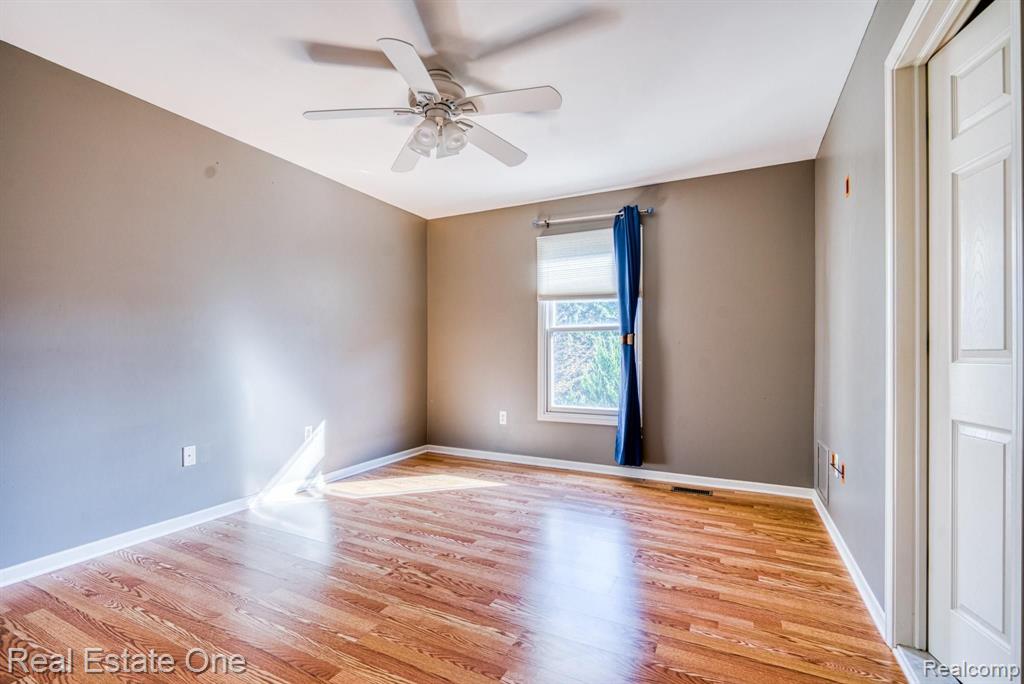 4640 Chatford Court Rochester, MI 48306 - Photo 16 of 30