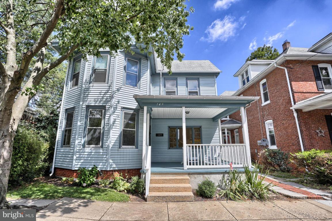 149 Front Street Lititz, PA 17543 - Photo 4 of 33 a house that has a tree in front of the house
