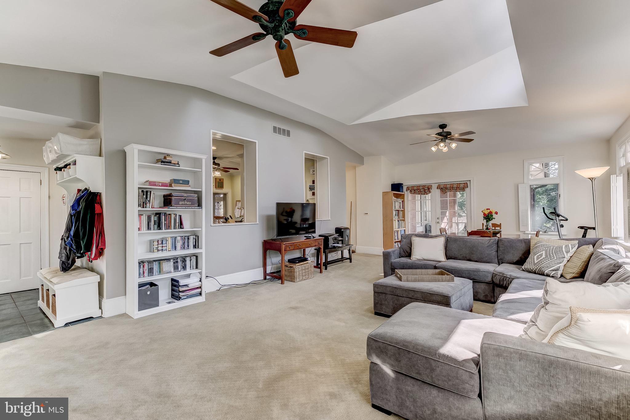 104 Ridgewood Road Baltimore, MD 21210 - Photo 32 of 77