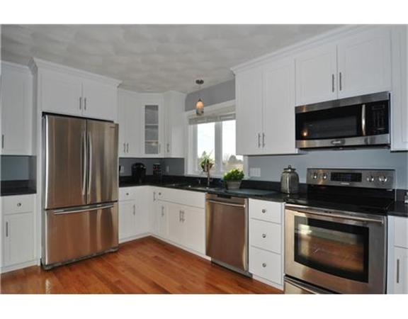 61 Indian Road Little Compton, RI 02837 - Photo 7 of 8 Gallery Image 7