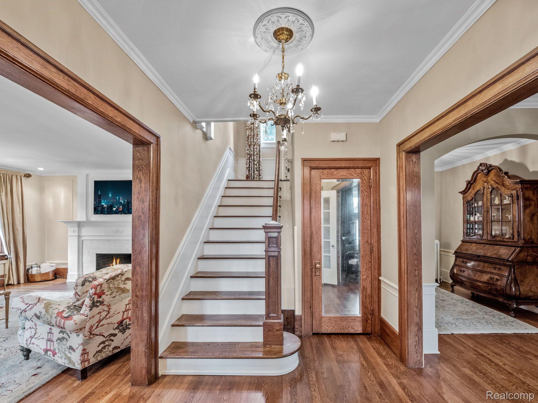 119 South Adams Road Birmingham, MI 48009 - Photo 4 of 73 Grand Foyer