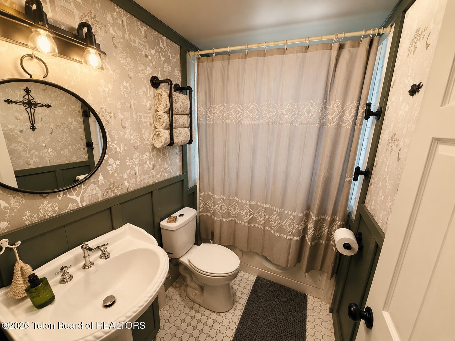 110 5th Street Grover, WY 83110 - Photo 34 of 50 Main Floor Bath