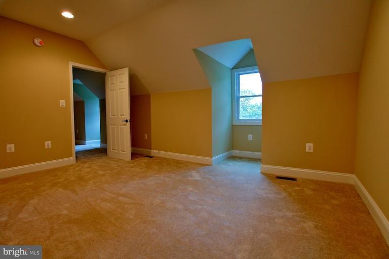 7775 Emerson Road Hyattsville, MD 20784 - Photo 15 of 30 Bedroom (Master)