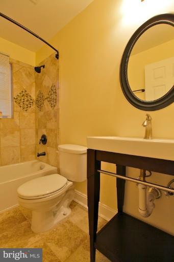 7775 Emerson Road Hyattsville, MD 20784 - Photo 20 of 30 Bath