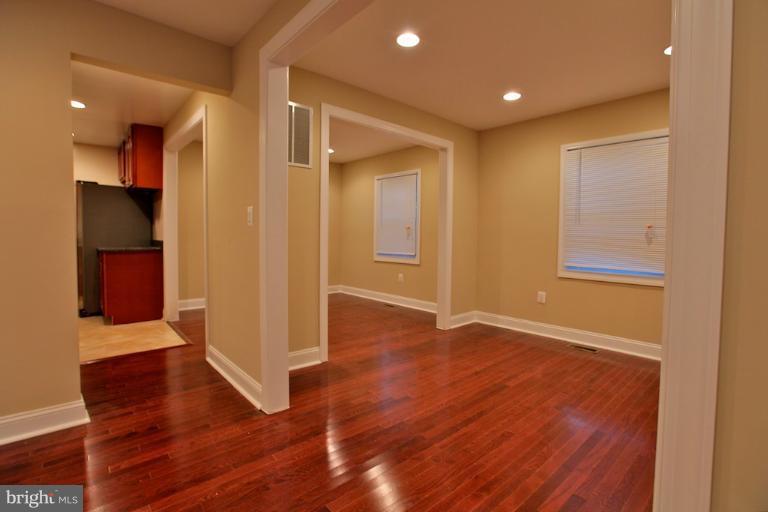 7775 Emerson Road Hyattsville, MD 20784 - Photo 21 of 30 Interior (General)