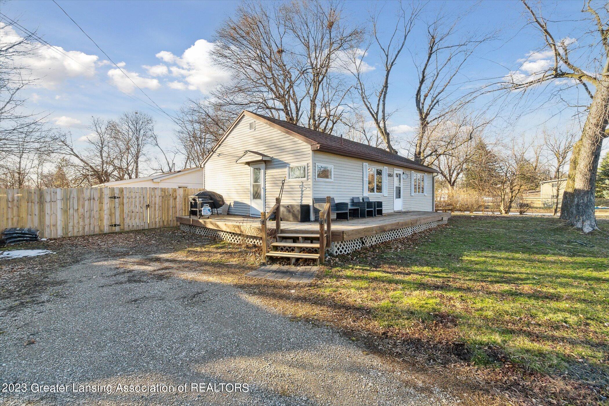 16104 Brook Road Lansing, MI 48906 - Photo 2 of 25 02-16104-Brook-Rd-Lansing-MI-48906-Windo