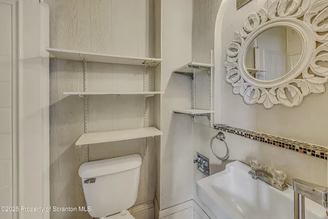 $1,300 | 57 Johnson Street, Pittston, PA 18640