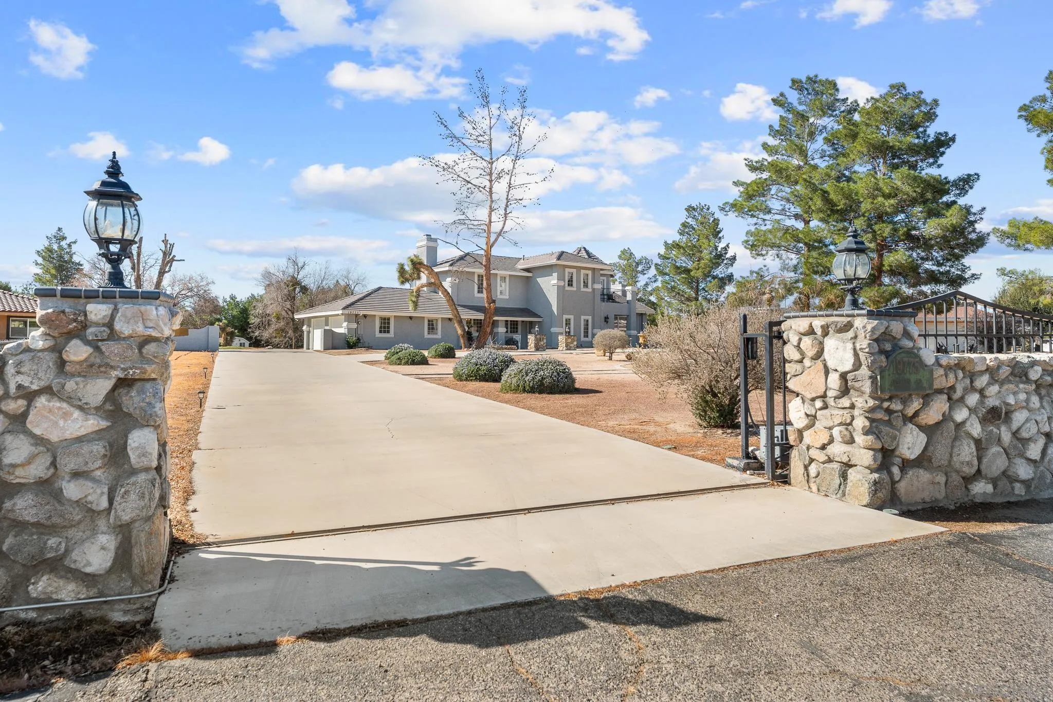 19775 Symeron Road Apple Valley, CA 92307 - Photo 58 of 73