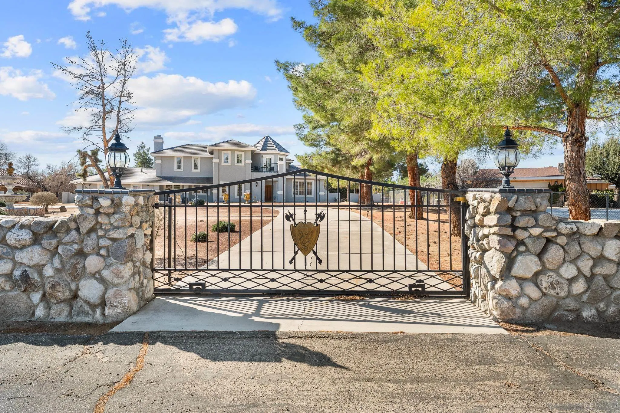 19775 Symeron Road Apple Valley, CA 92307 - Photo 59 of 73