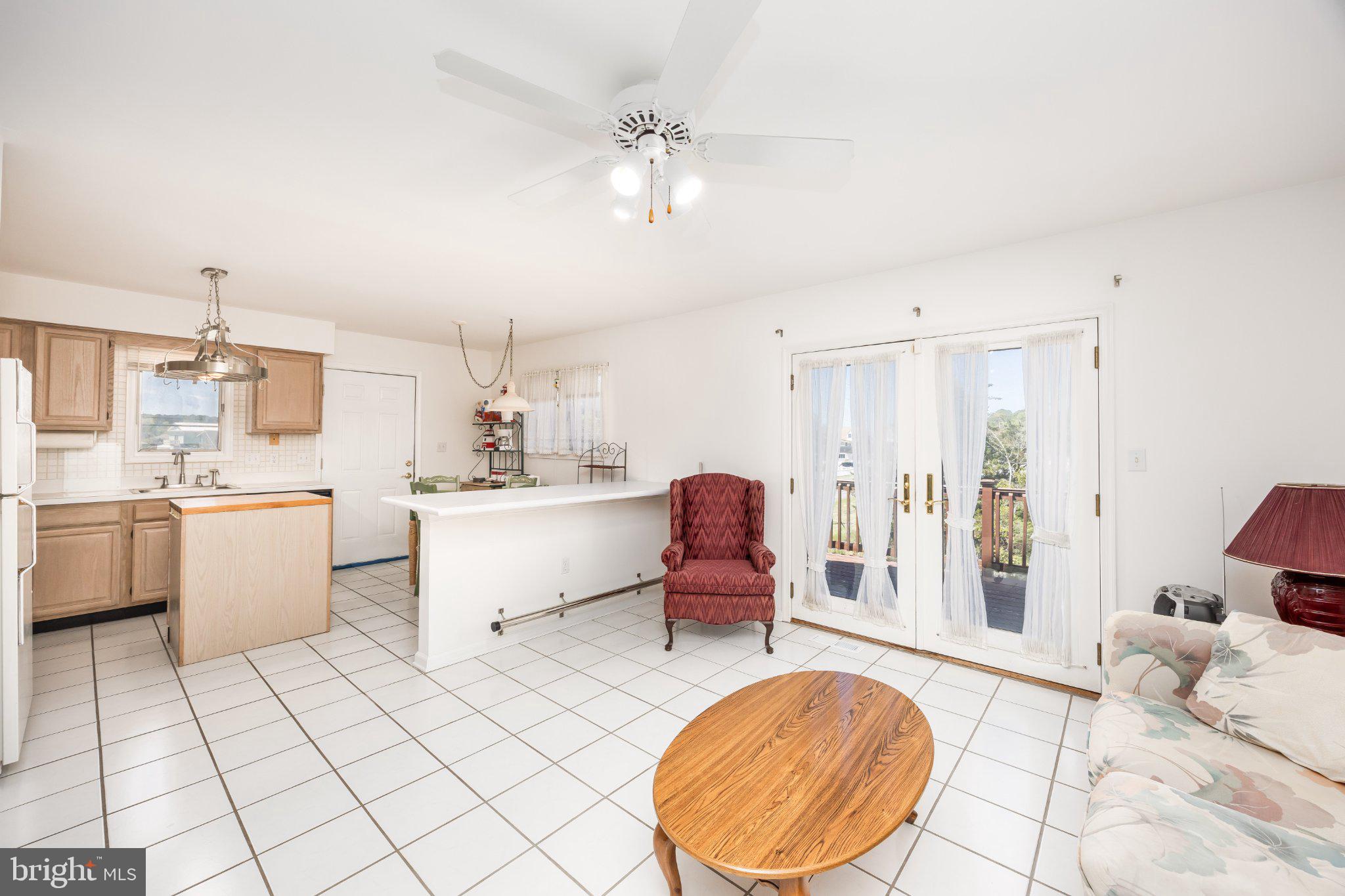 10431 Brighton Road Ocean City, MD 21842 - Photo 6 of 39 Bright and airy open-concept kitchen.