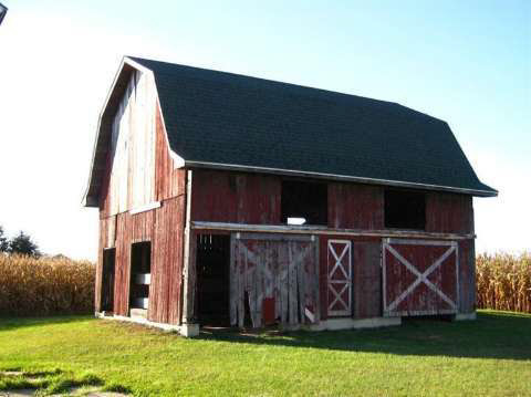 4512 West Gary Road Chesaning, MI 48616 - Photo 12 of 16 20375931-11.JPG