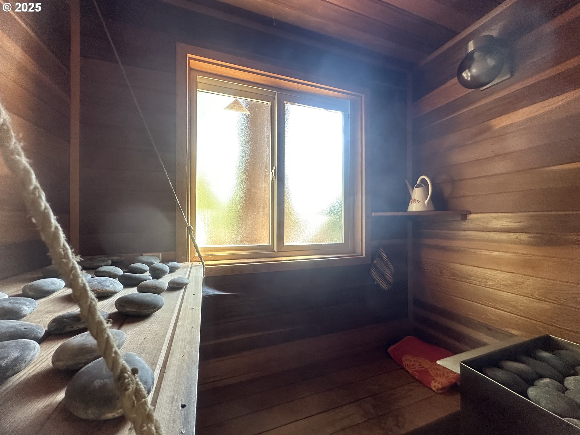 20698 South Mattoon Road Estacada, OR 97023 - Photo 28 of 41 a room with chairs and window