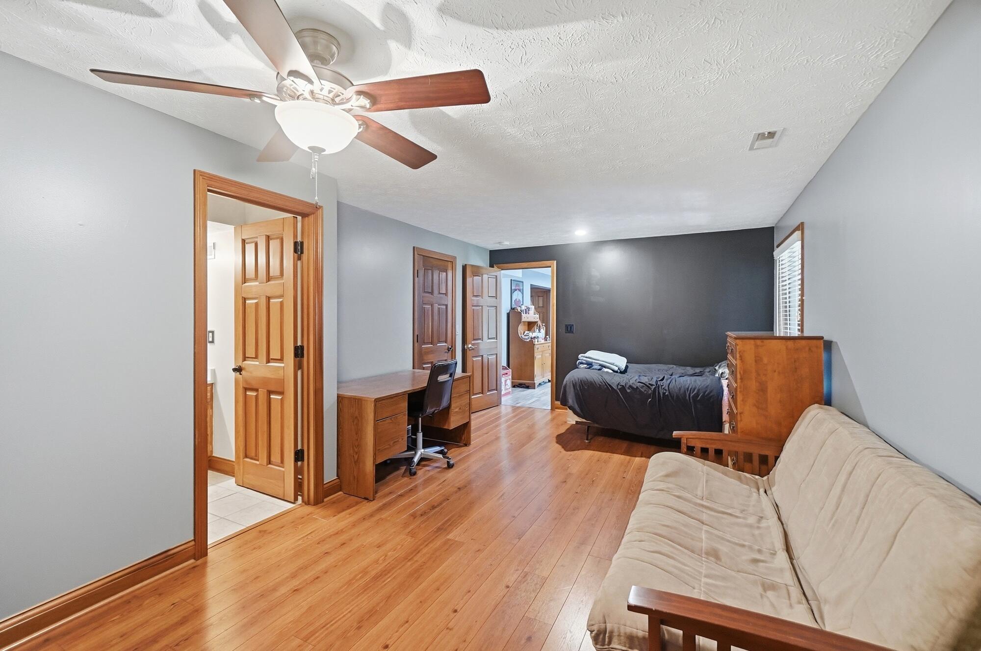 1126 Kingsgate Road Springfield, OH 45503 - Photo 61 of 89 062