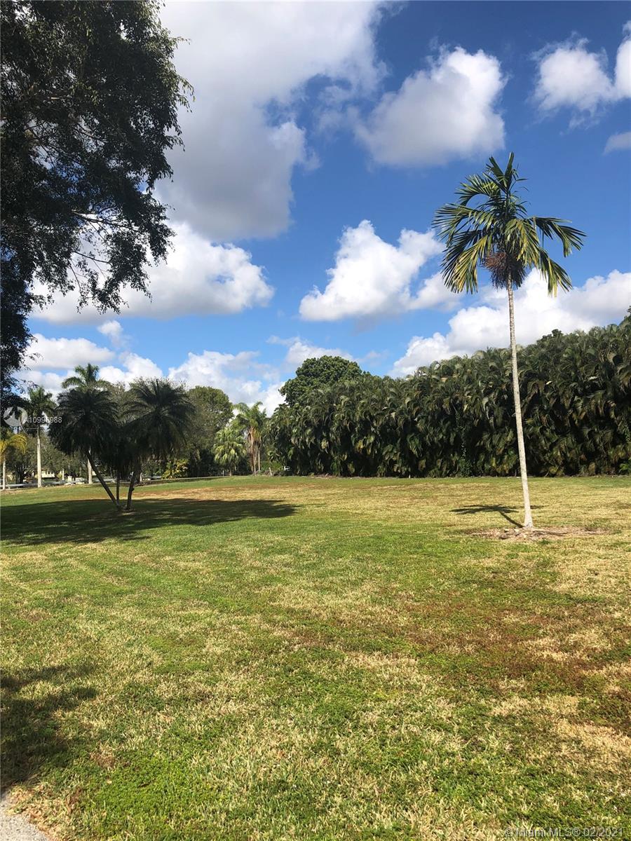 13240 Stirling Road Southwest Ranches, FL 33330 - Photo 10 of 13 a view of an ocean view