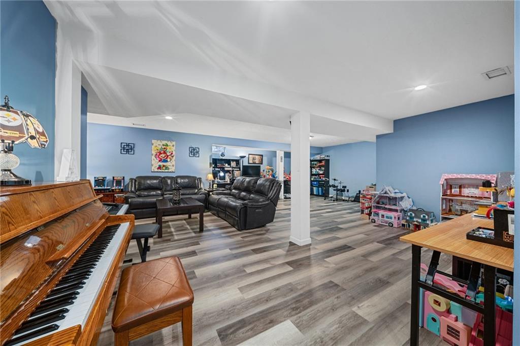 366 Allison Road Gibsonia, PA 15044 - Photo 23 of 40