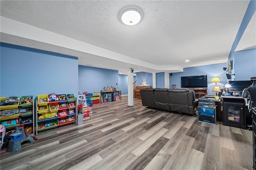 366 Allison Road Gibsonia, PA 15044 - Photo 25 of 40