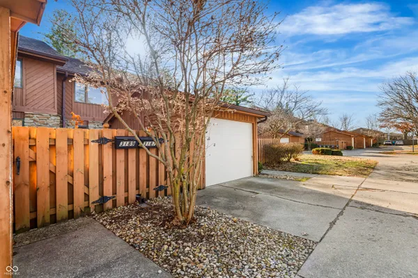 $214,900 | 3187 Sycamore Drive, Columbus, IN 47203