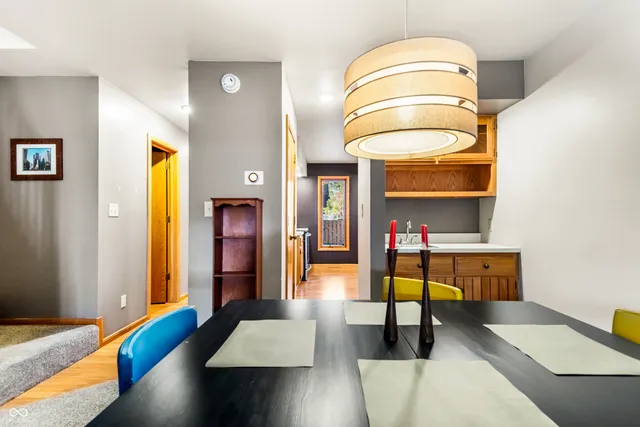 $219,900 | 3187 Sycamore Drive, Columbus, IN 47203