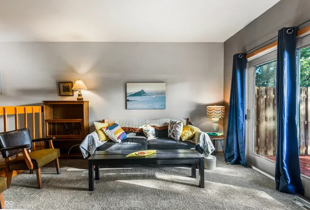 $219,900 | 3187 Sycamore Drive, Columbus, IN 47203