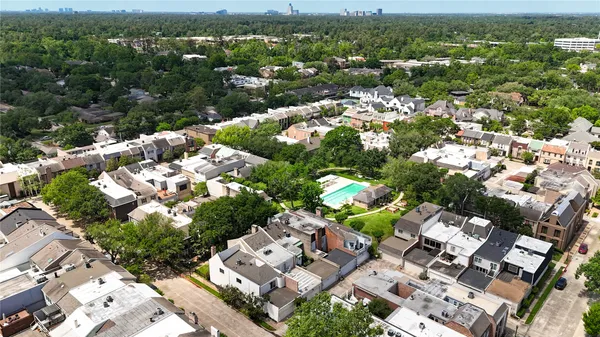 $3,200 | 7612 Olympia Drive, Houston, TX 77063