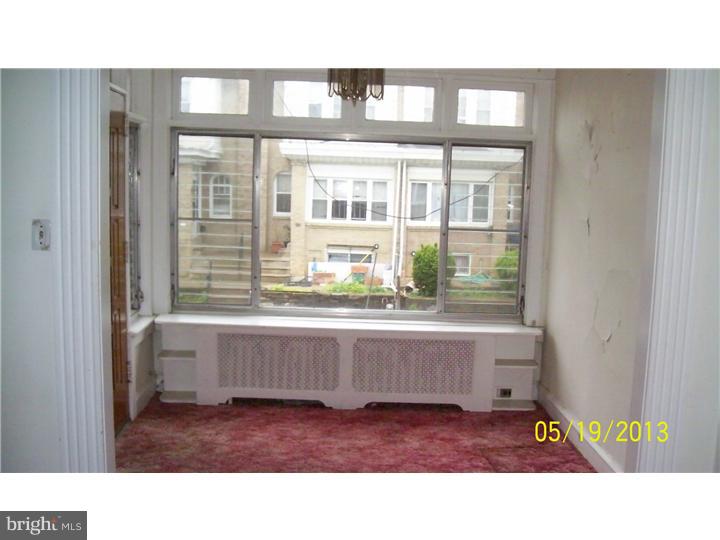 206 Wembly Road Upper Darby, PA 19082 - Photo 2 of 12 Porch