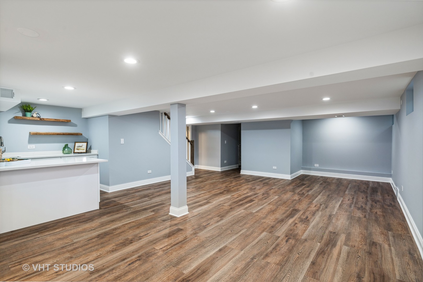 1209 Warrington Road Deerfield, IL 60015 - Photo 14 of 23 Gallery Image 14