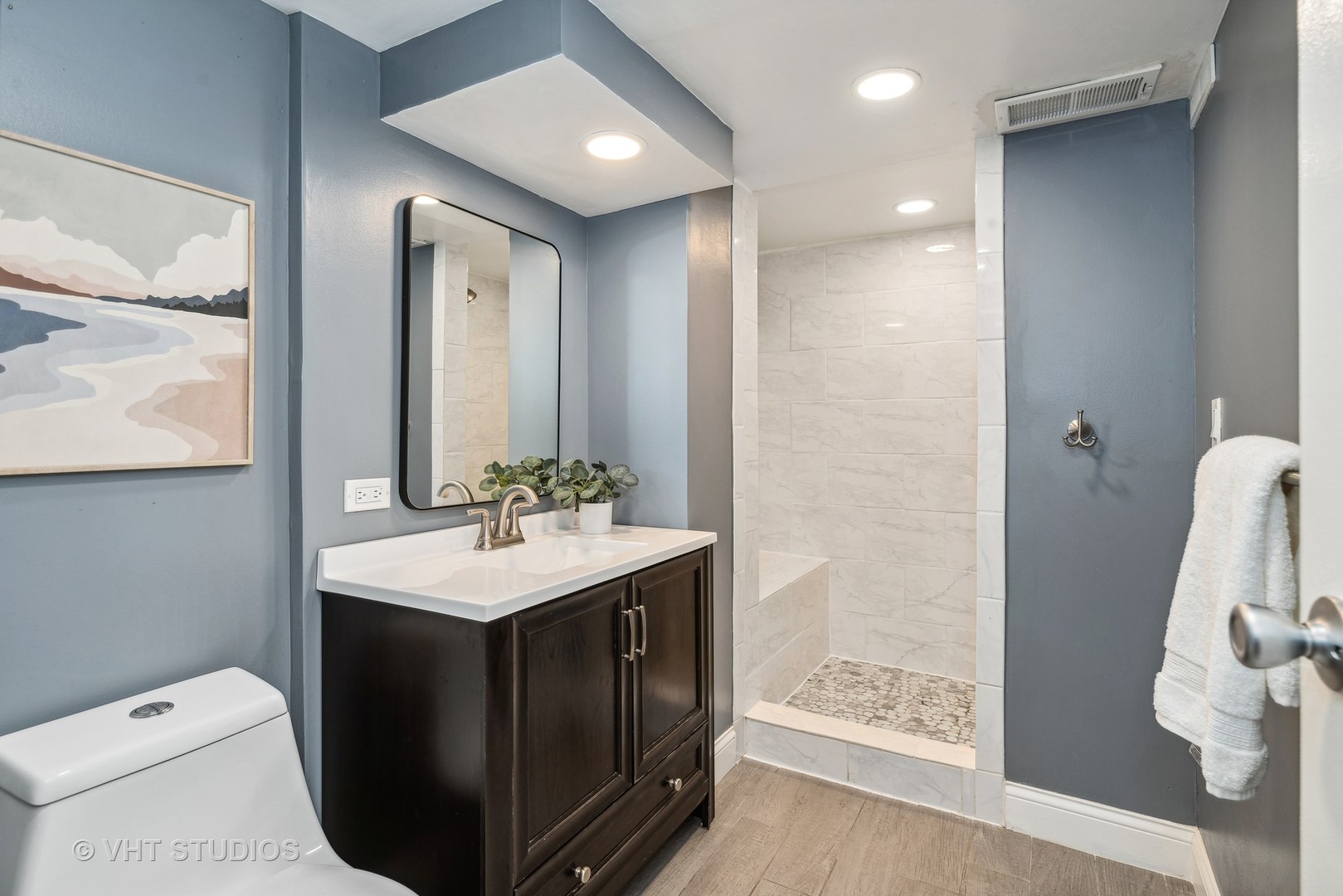 1209 Warrington Road Deerfield, IL 60015 - Photo 16 of 23 Gallery Image 16
