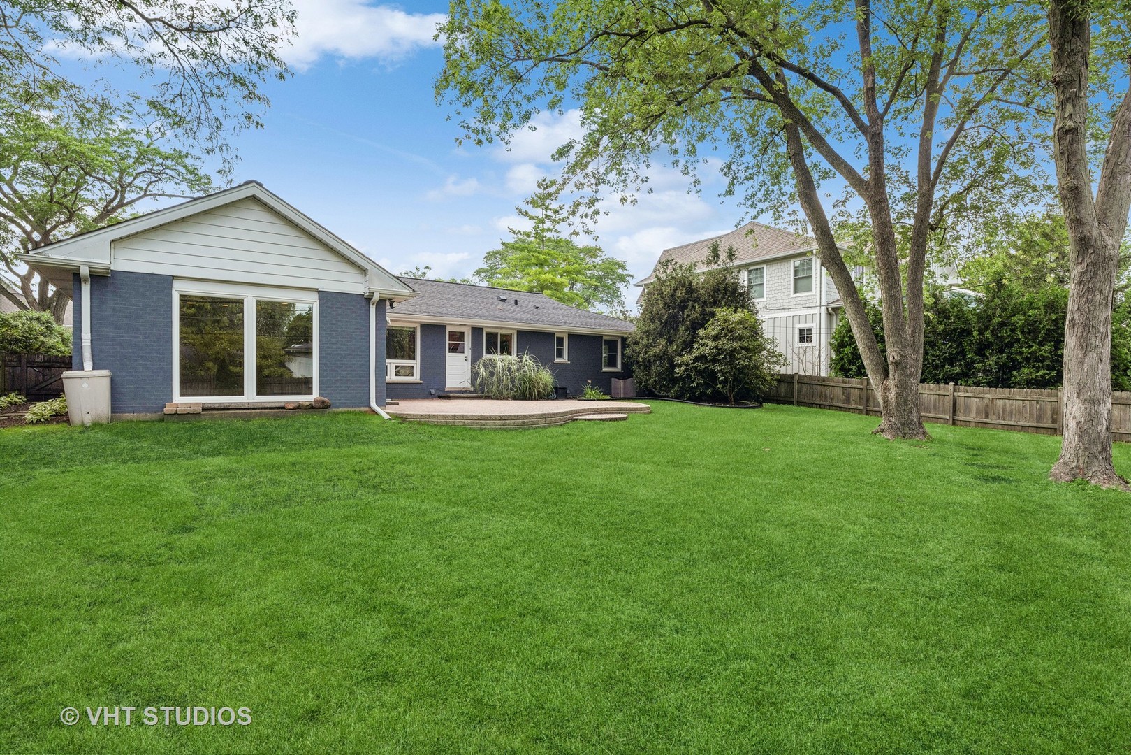 1209 Warrington Road Deerfield, IL 60015 - Photo 20 of 23 Gallery Image 20