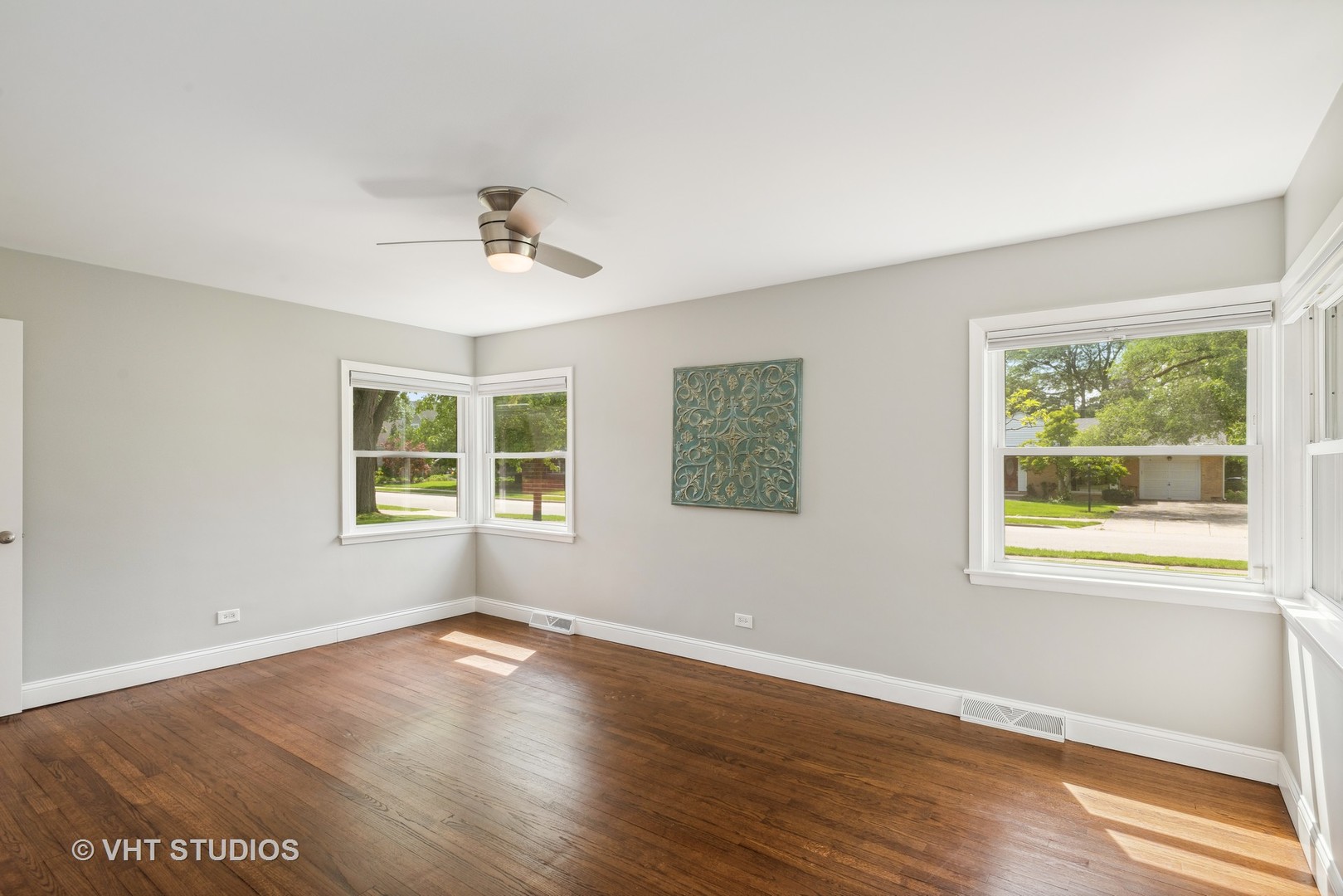 1209 Warrington Road Deerfield, IL 60015 - Photo 5 of 23 Gallery Image 5