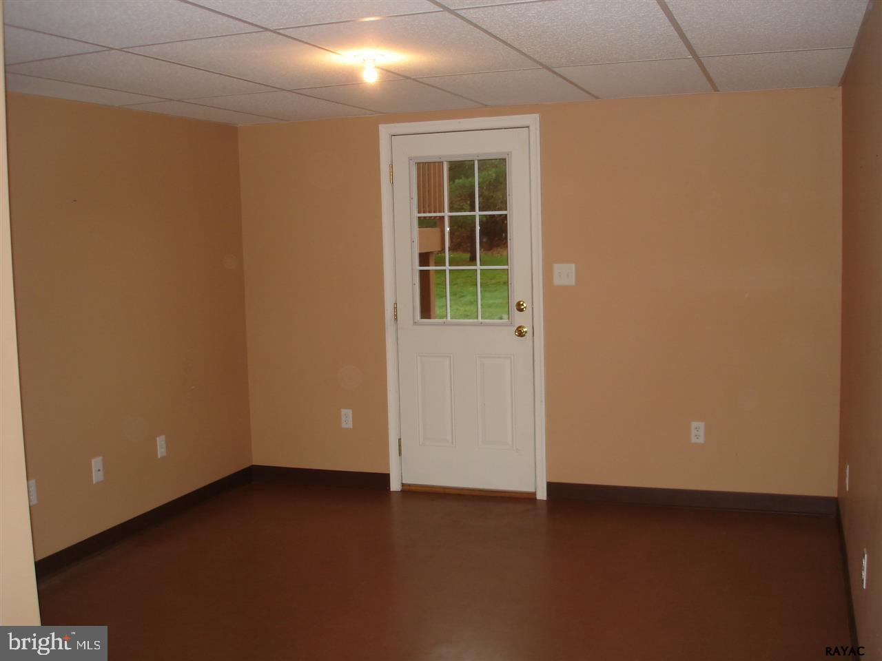 25 Jackson Road Gettysburg, PA 17325 - Photo 16 of 25 Gallery Image 16