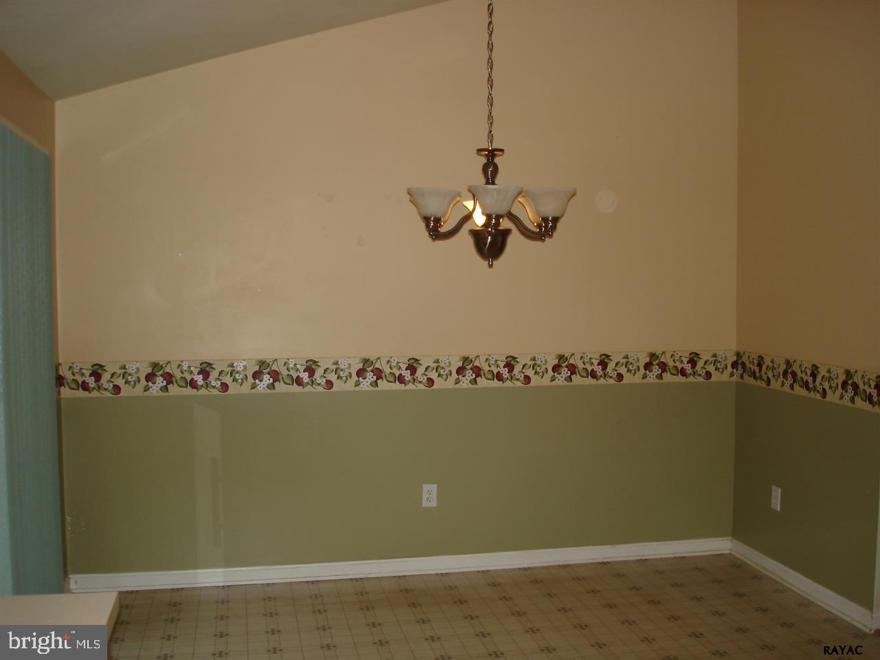 25 Jackson Road Gettysburg, PA 17325 - Photo 8 of 25 Gallery Image 8