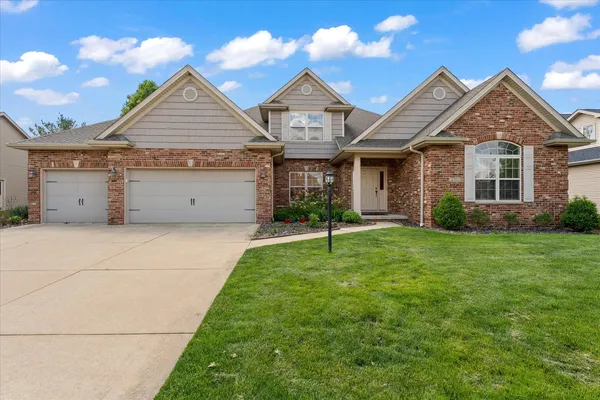 $640,000 | 4705 Sandcherry Drive, Champaign, IL 61822