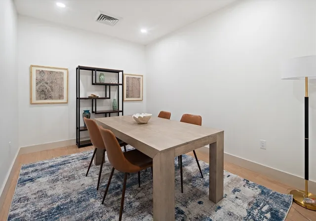 $1,011,500 | 1025 Massachusetts Avenue, Unit 211, Arlington, MA 02476