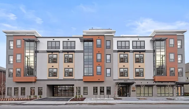 $1,011,500 | 1025 Massachusetts Avenue, Unit 211, Arlington, MA 02476