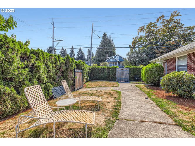 11 Northeast 62nd Avenue Portland, OR 97213 - Photo 6 of 28 a view of outdoor space yard and patio
