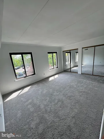 $1,999 | 273 East Village Road, Southampton, PA 18966