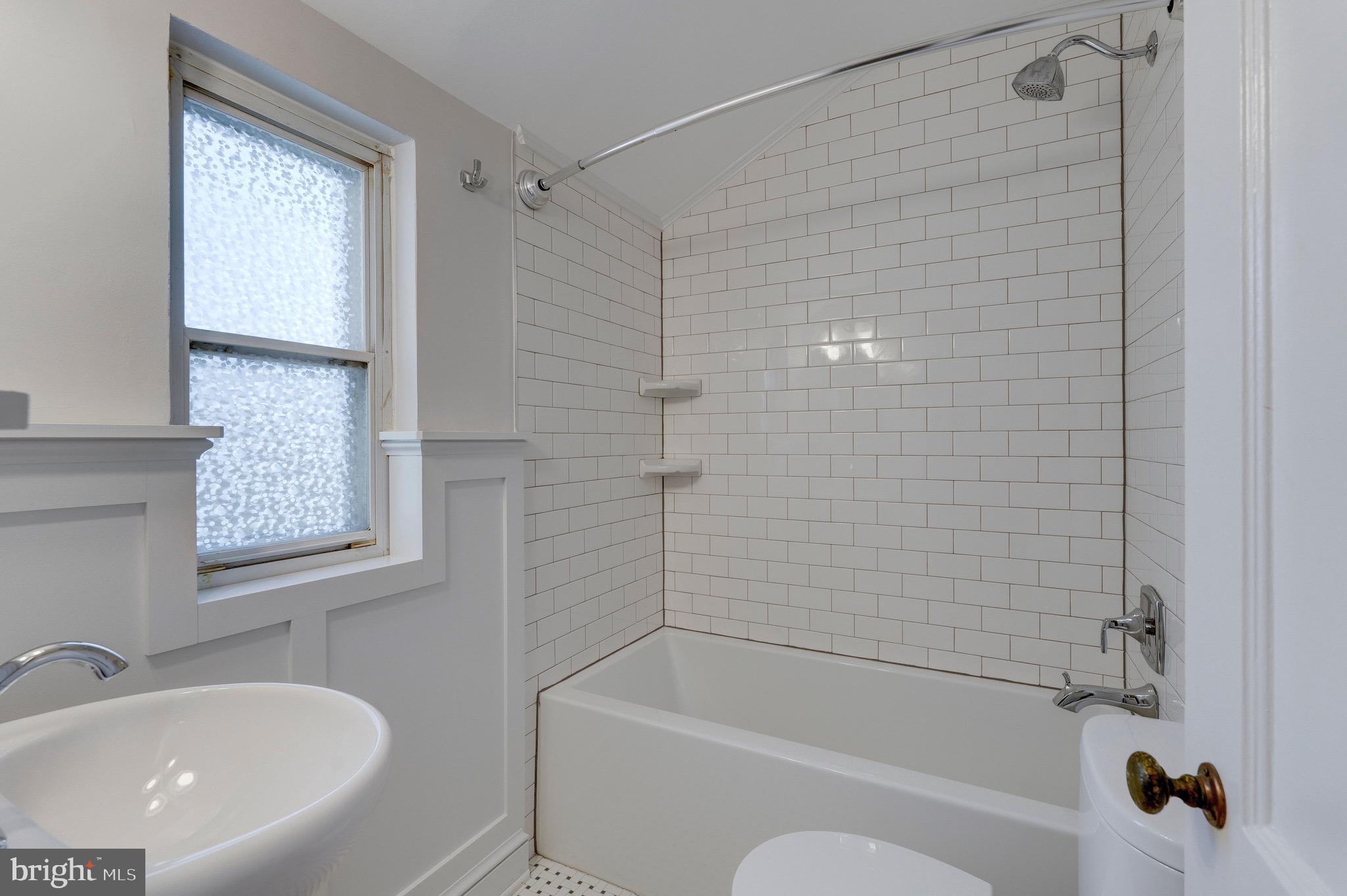 4915 Redford Road Bethesda, MD 20816 - Photo 14 of 18