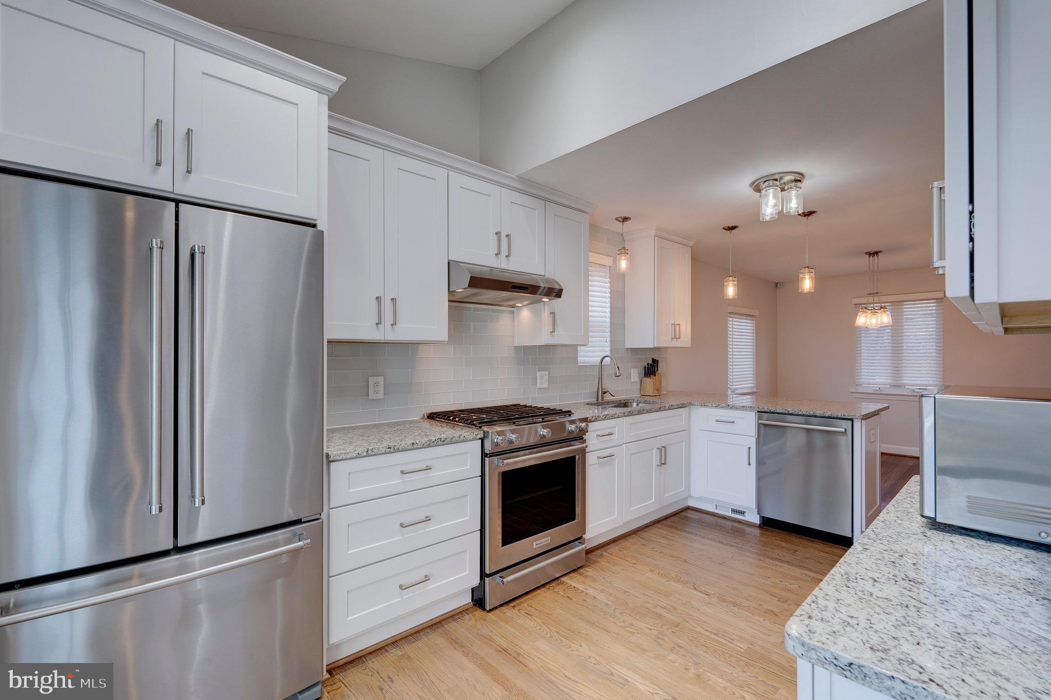 4915 Redford Road Bethesda, MD 20816 - Photo 2 of 18