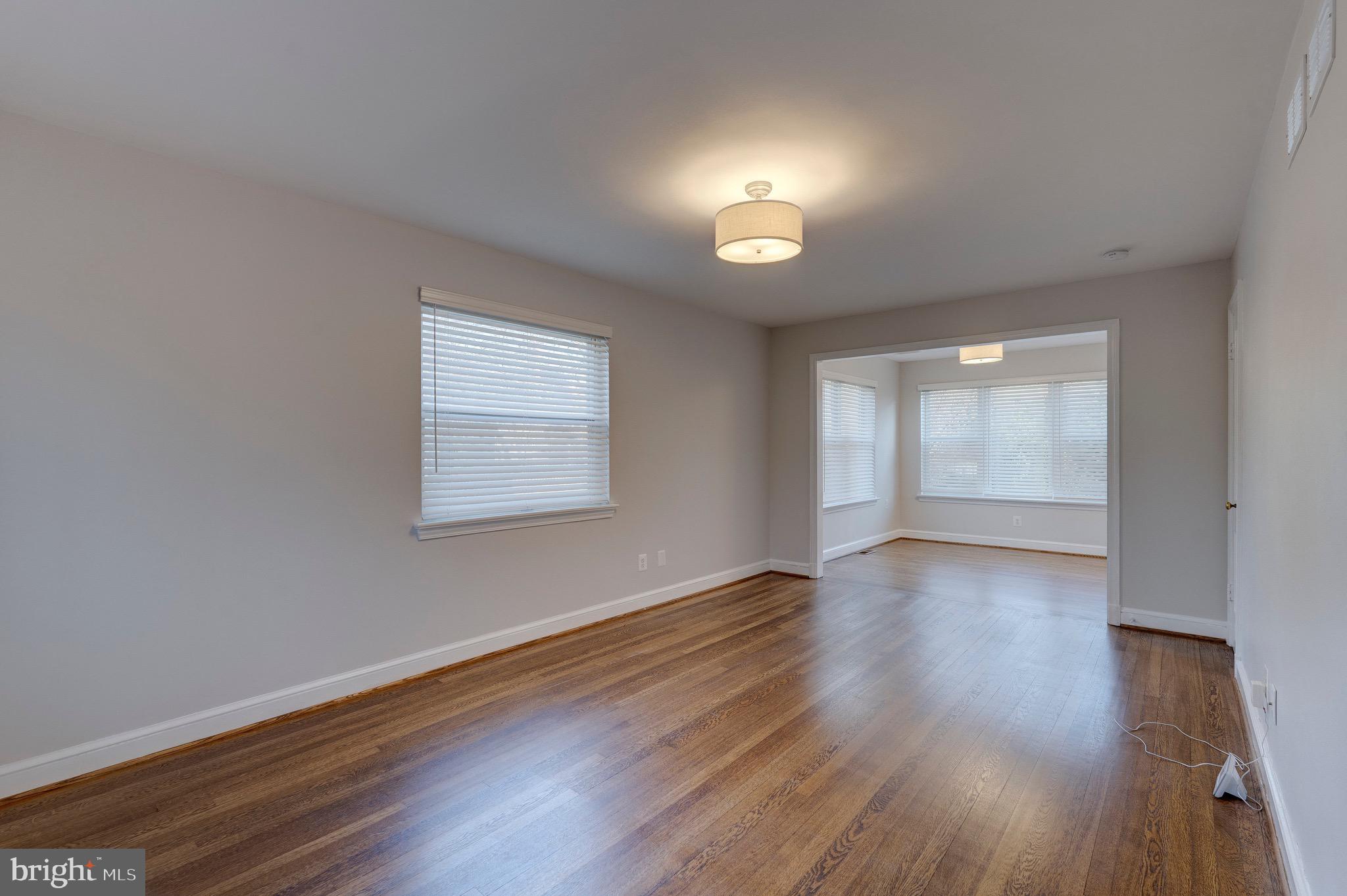 4915 Redford Road Bethesda, MD 20816 - Photo 4 of 18