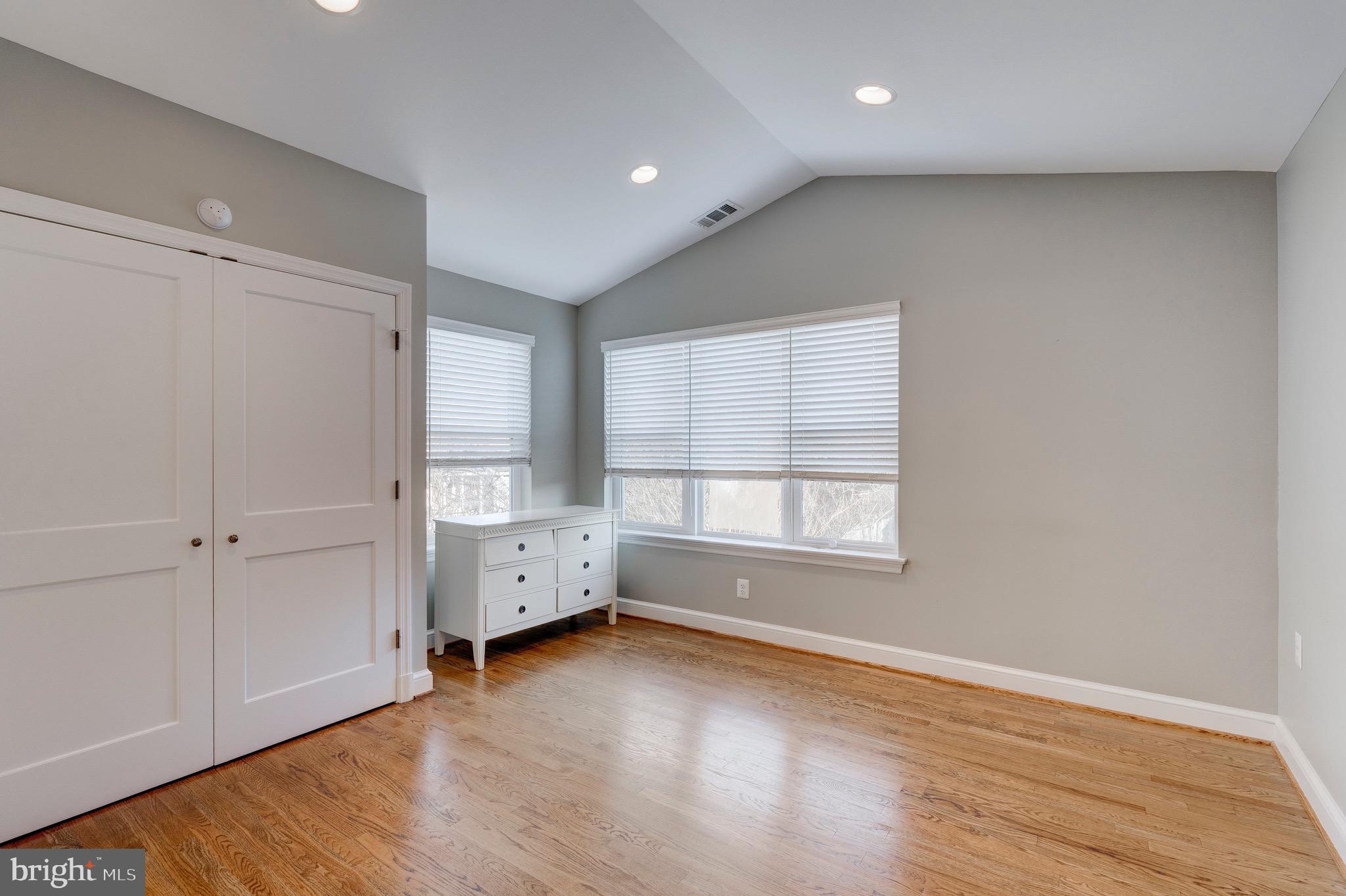 4915 Redford Road Bethesda, MD 20816 - Photo 8 of 18