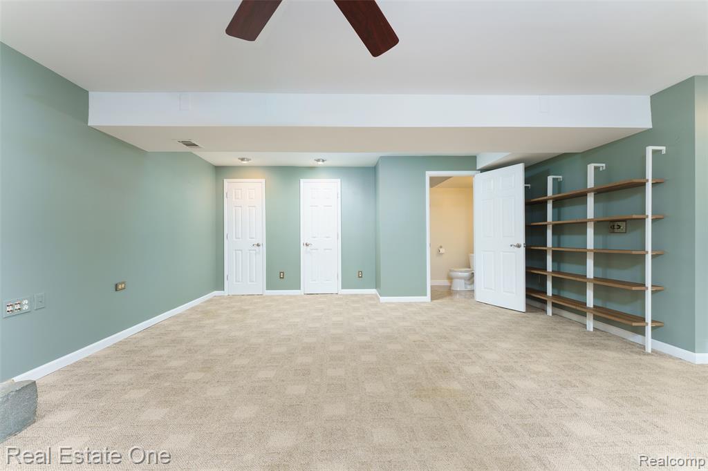 10846 Colony Pinckney, MI 48169 - Photo 35 of 58