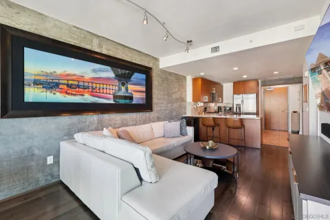 $649,900 | 800 The Mark Lane, Unit 1203, San Diego, CA 92101