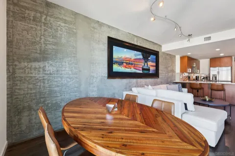 $649,900 | 800 The Mark Lane, Unit 1203, San Diego, CA 92101